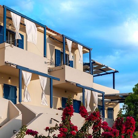 Agnadi Blue Apartments Diakofti المظهر الخارجي الصورة