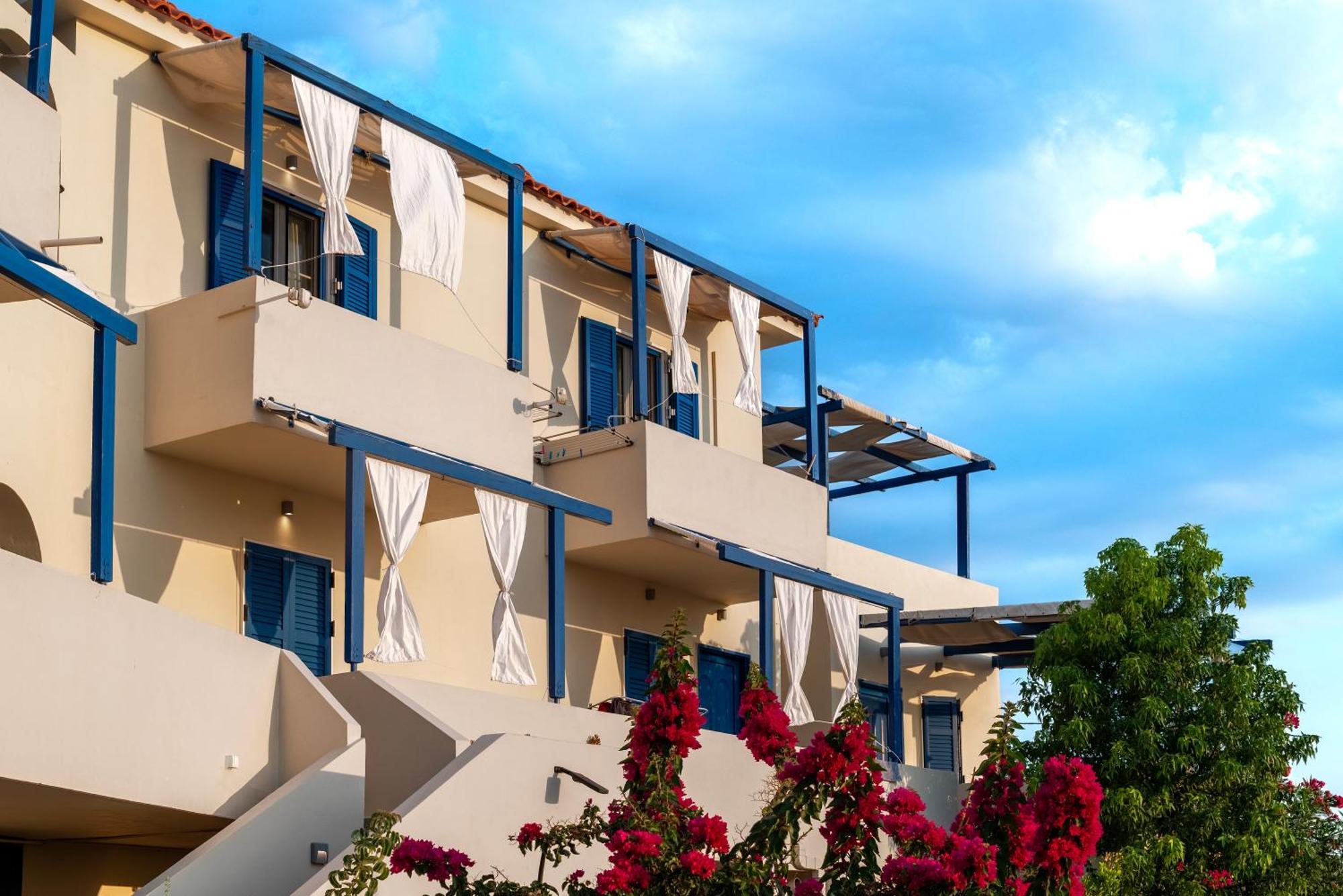 Agnadi Blue Apartments Diakofti المظهر الخارجي الصورة