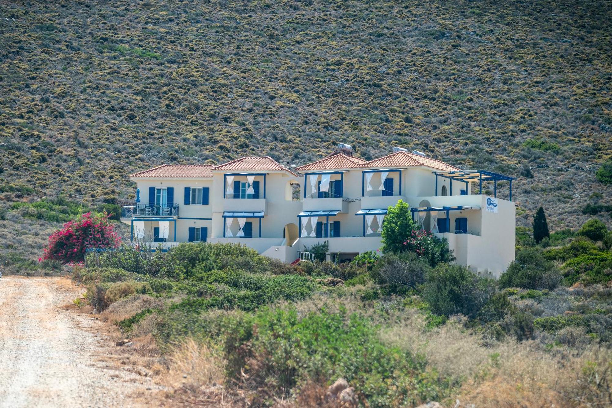 Agnadi Blue Apartments Diakofti المظهر الخارجي الصورة